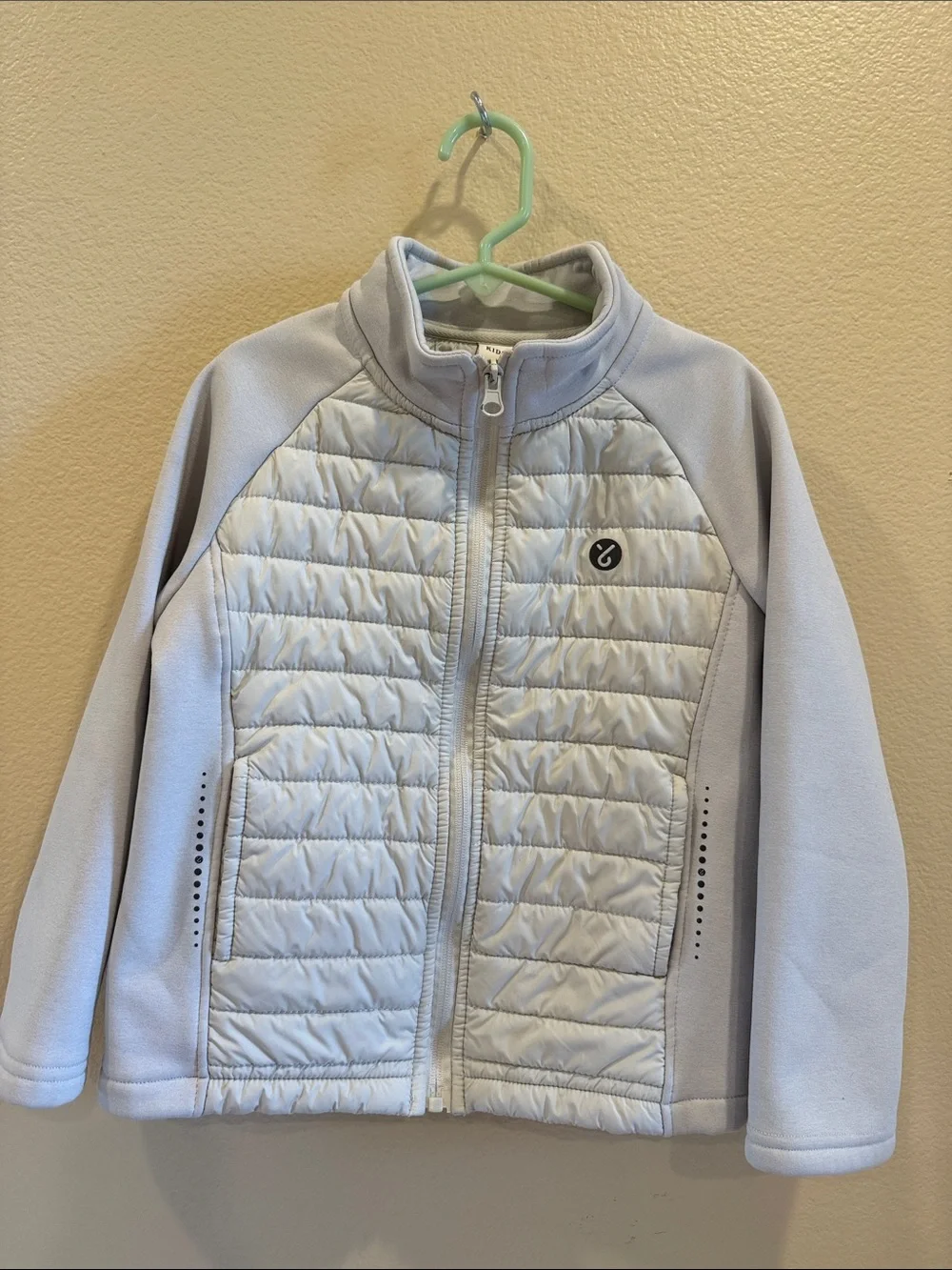 Light Gray Quilted Puffer Jacket with Fleece Sleeves